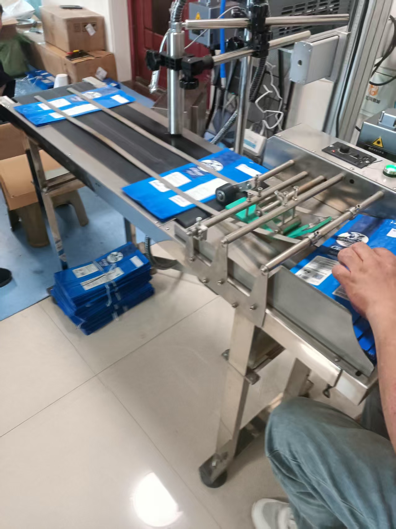 Промышленный высокоскоростной  – обзор и цена Coding Machine Date Printer Inkjet